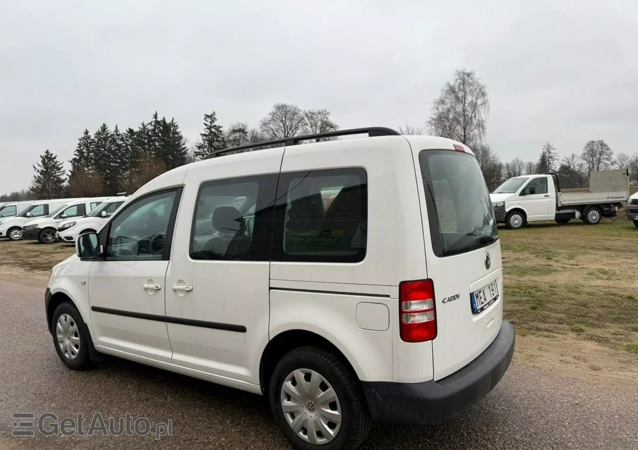 VOLKSWAGEN Caddy 