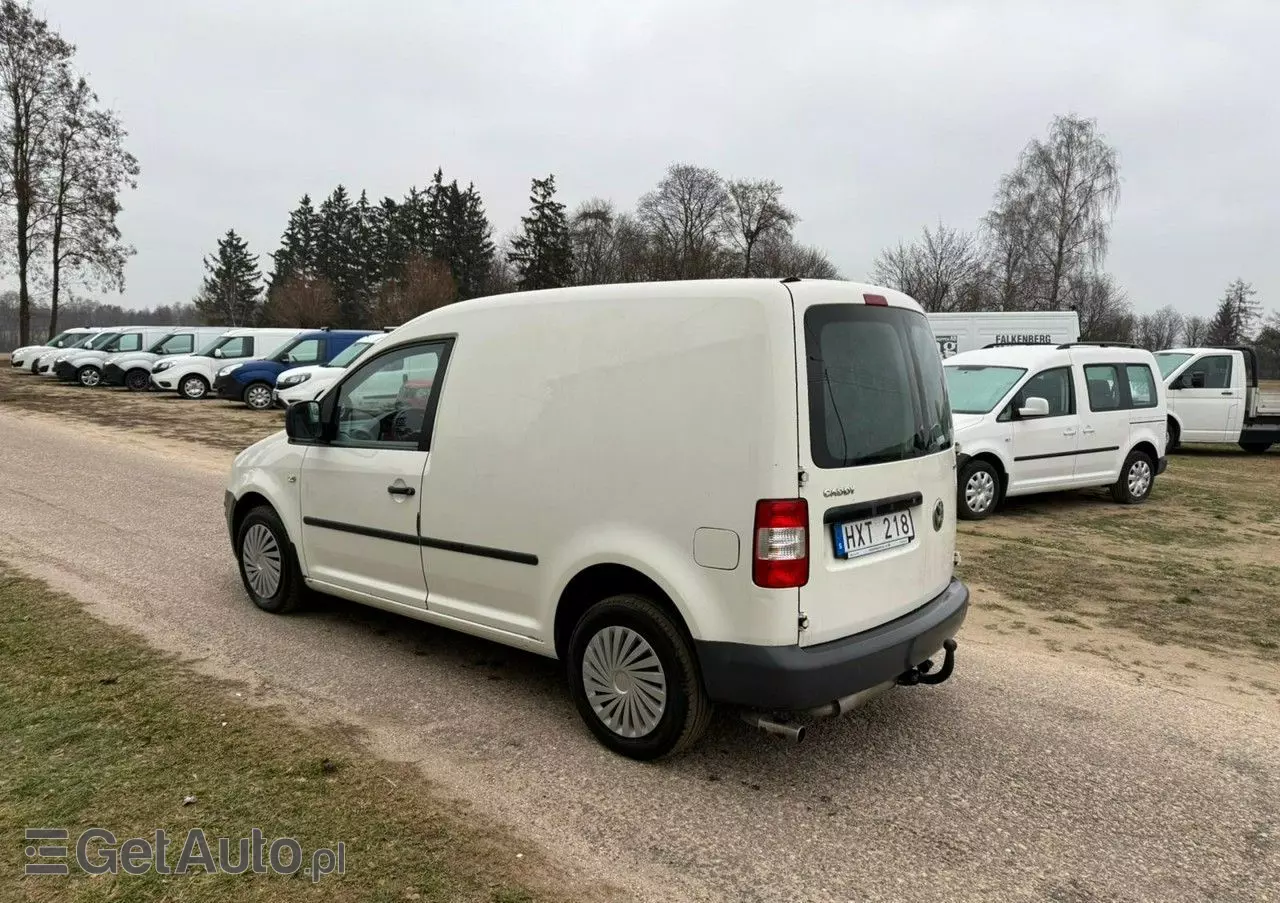 VOLKSWAGEN Caddy 