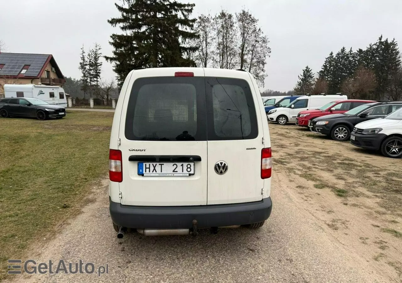 VOLKSWAGEN Caddy 