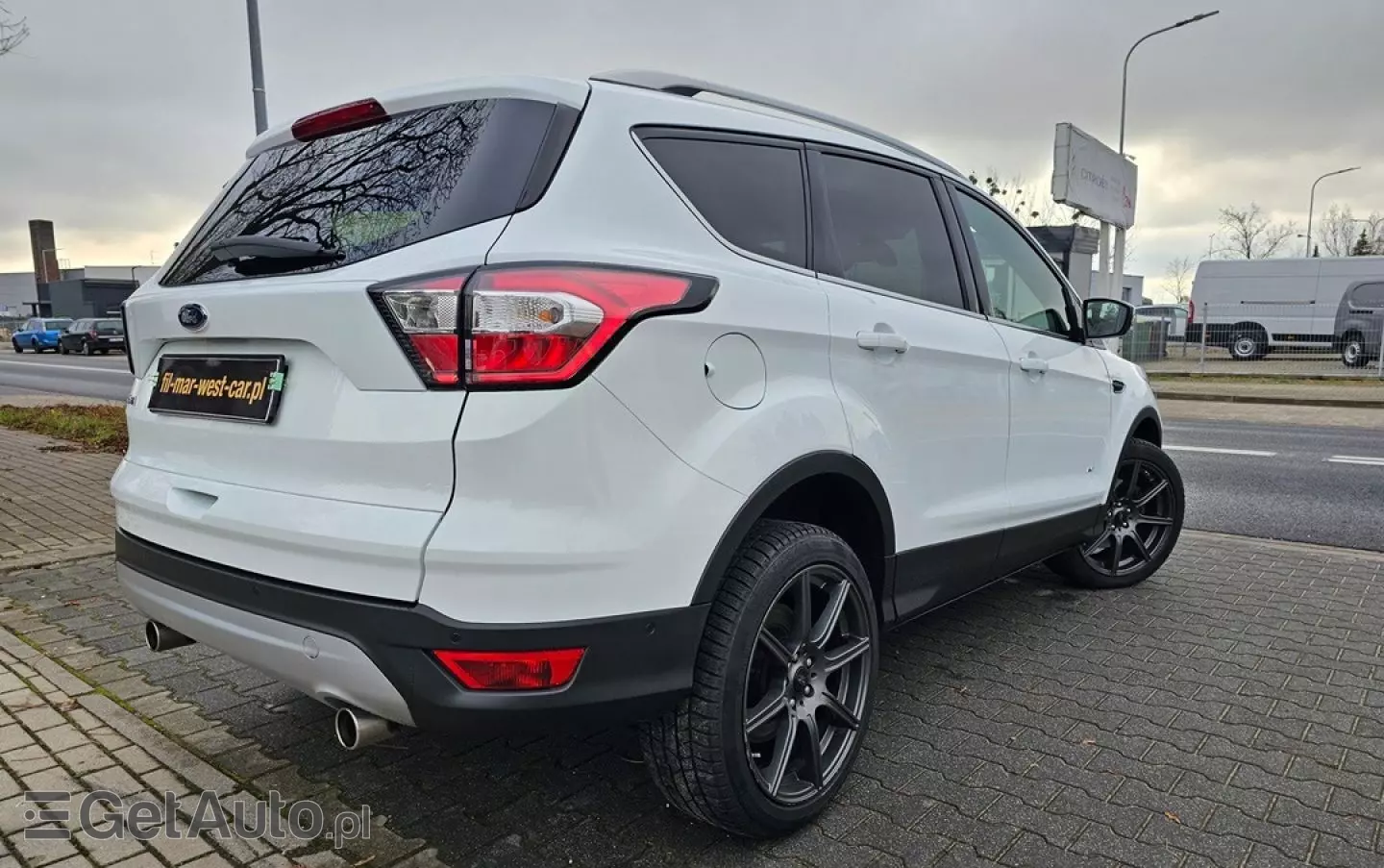 FORD Kuga 