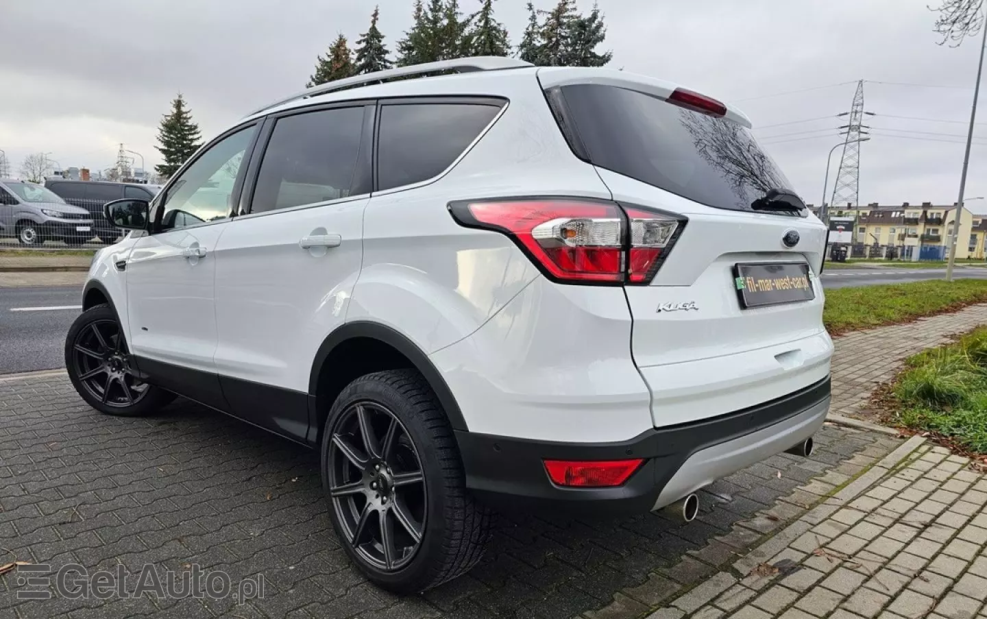 FORD Kuga 