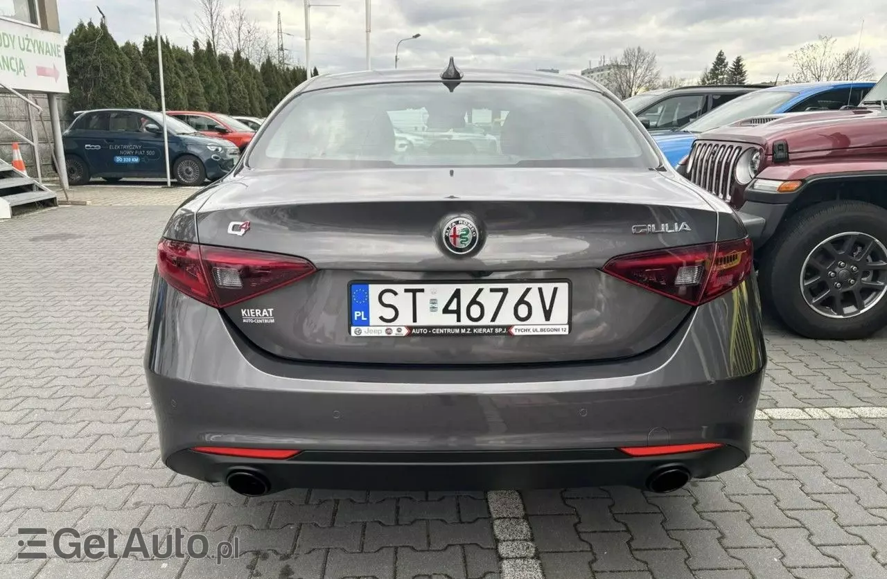 ALFA ROMEO Giulia 