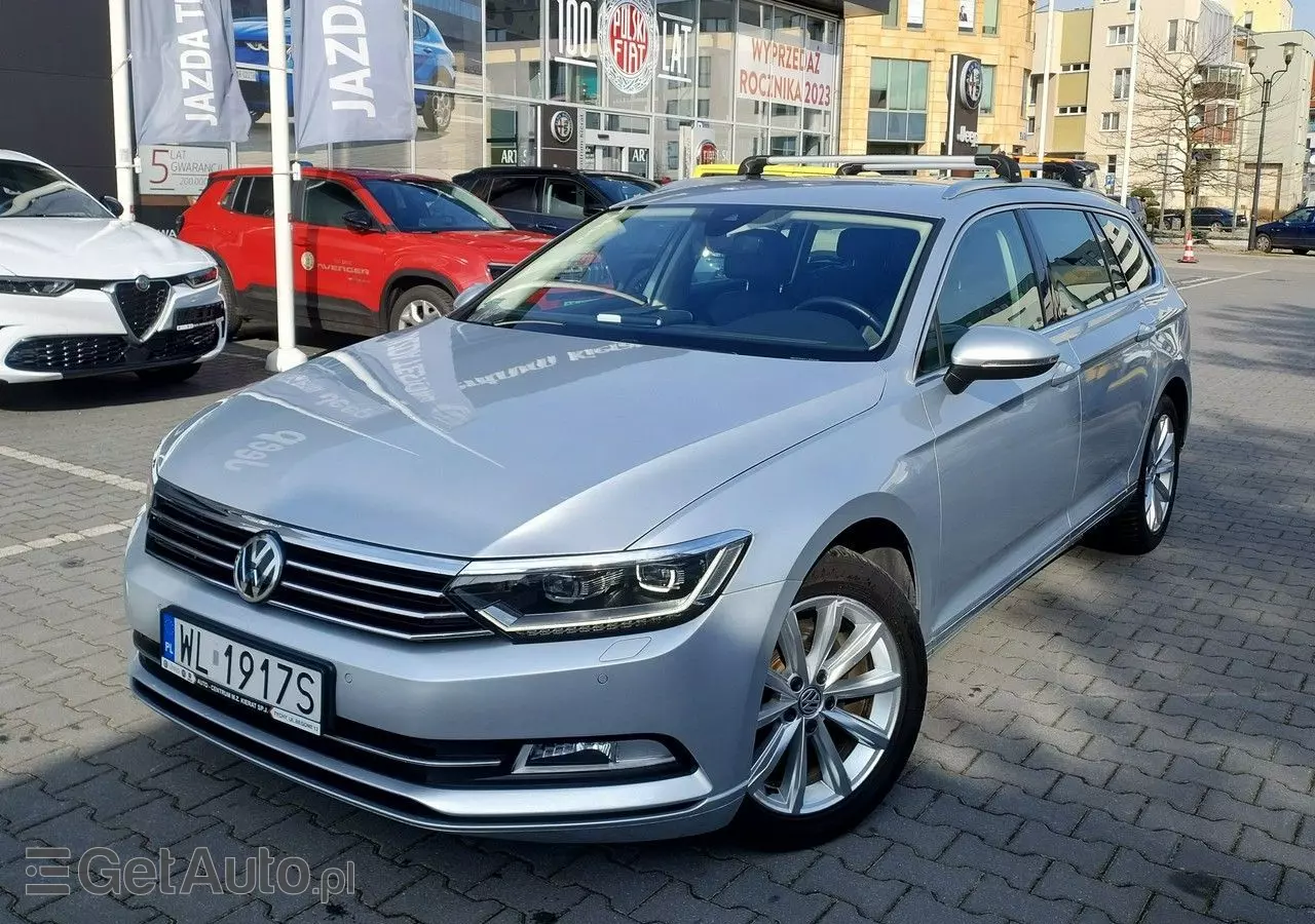 VOLKSWAGEN Passat 