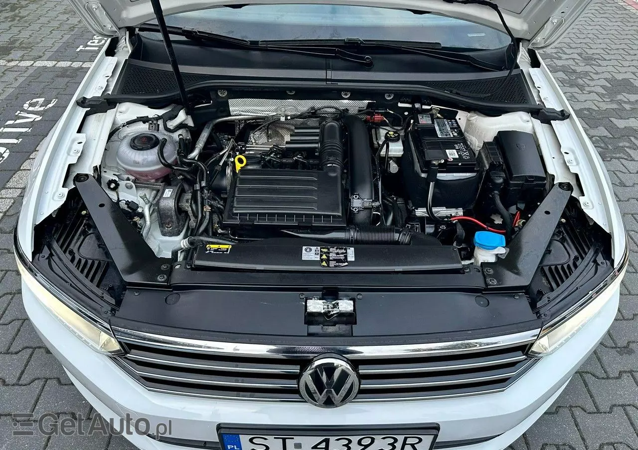 VOLKSWAGEN Passat 1.4 TSI BMT ACT Trendline DSG