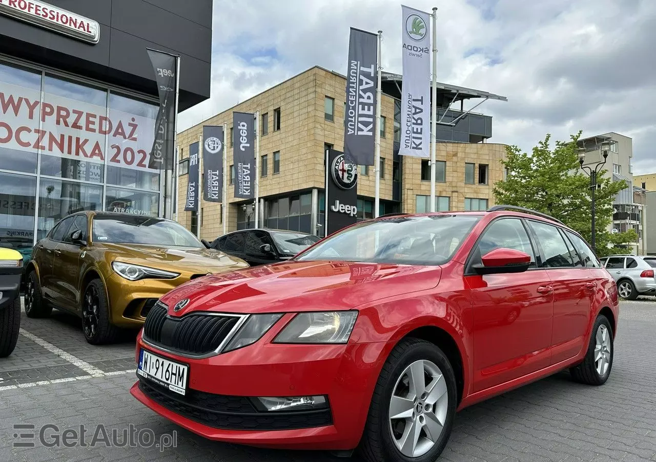 SKODA Octavia 