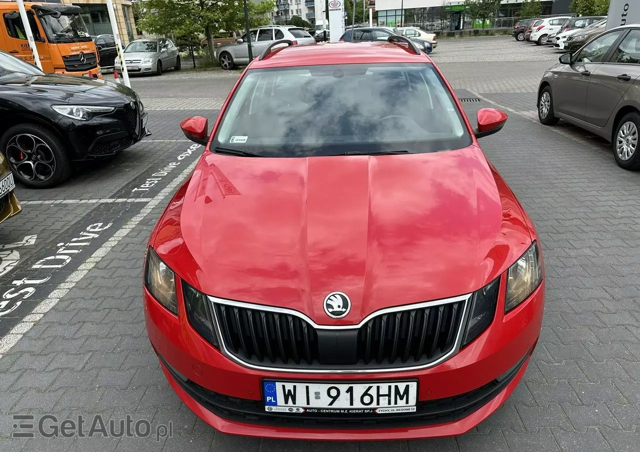 SKODA Octavia 