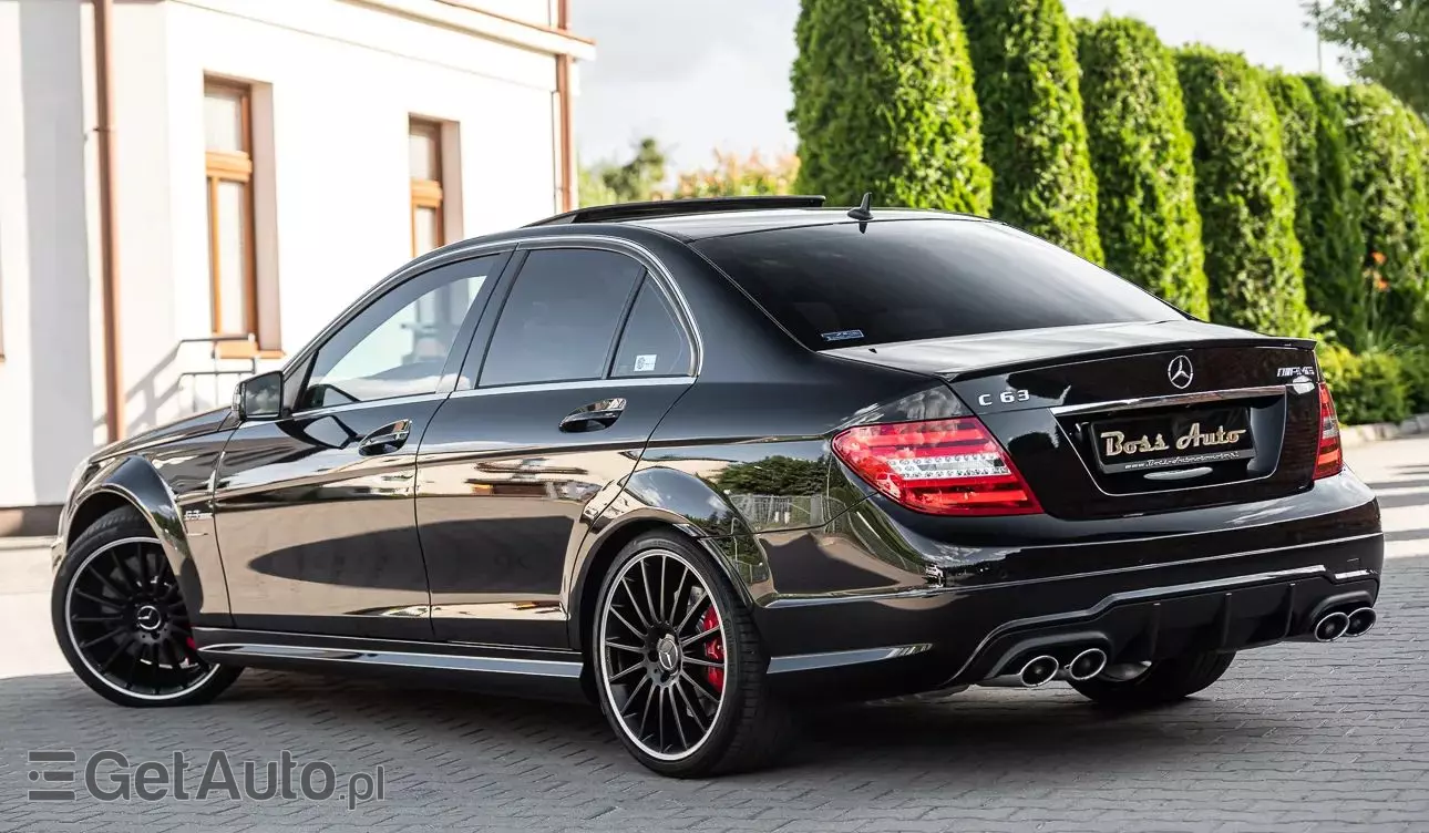 MERCEDES-BENZ Klasa C 63 AMG AMG SPEEDSHIFT MCT AMG Performance Package