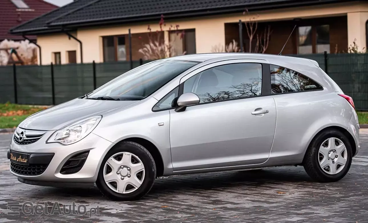 OPEL Corsa 1.2 16V Enjoy