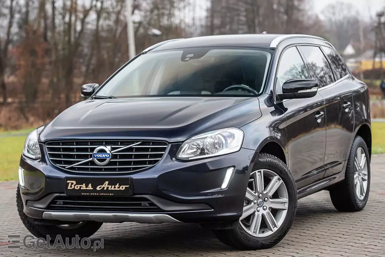 VOLVO XC 60 D3 Drive-E Momentum