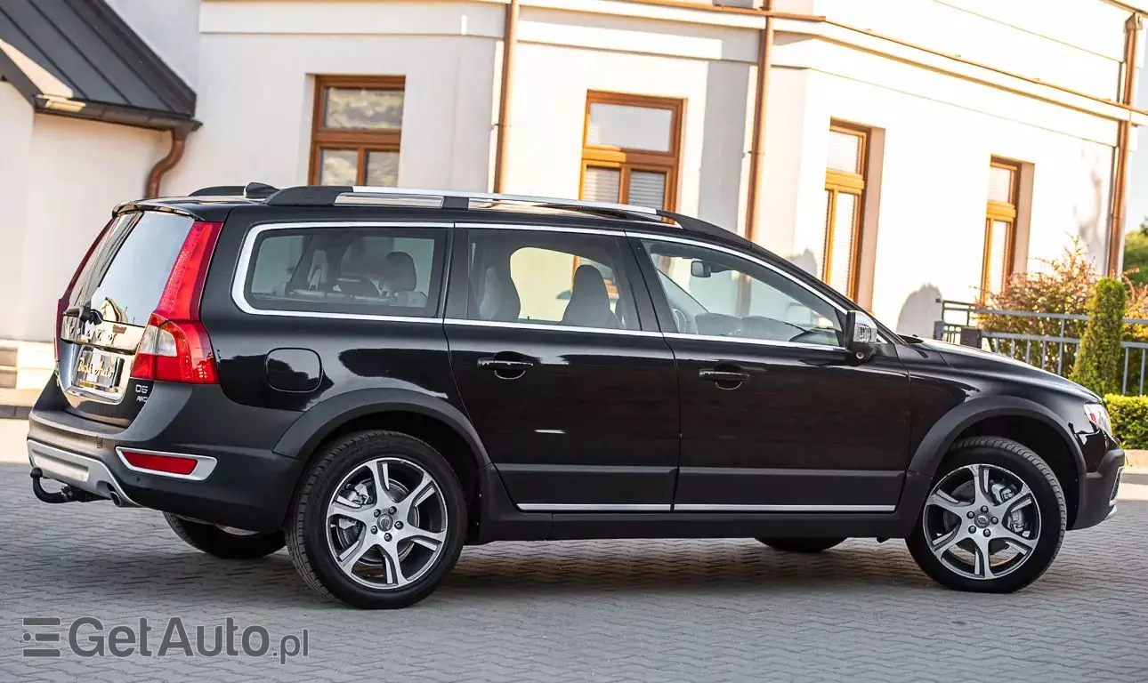 VOLVO XC 70 D5 AWD Geartronic Summum