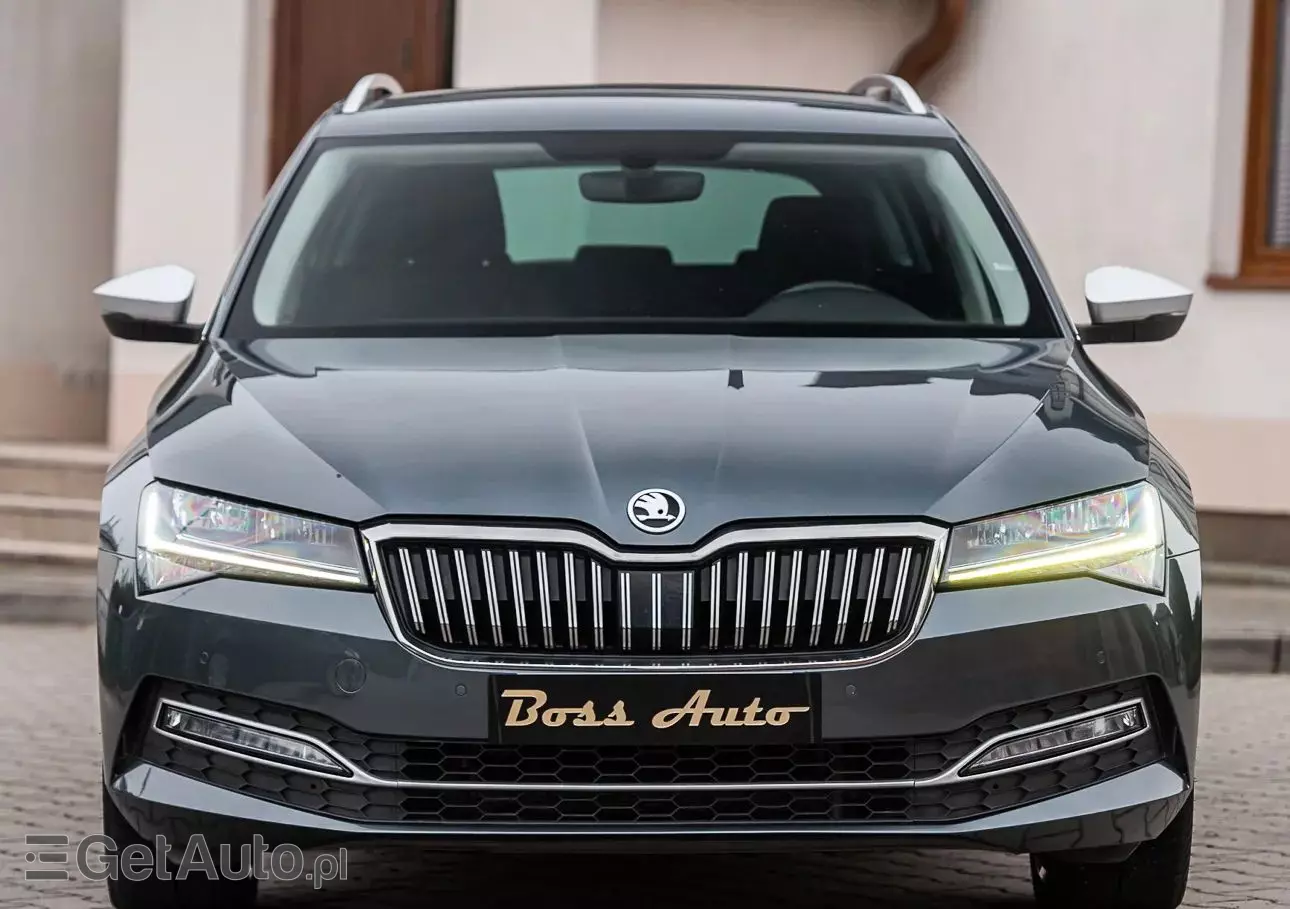 SKODA Superb 2.0 TDI DSG Premium Edition