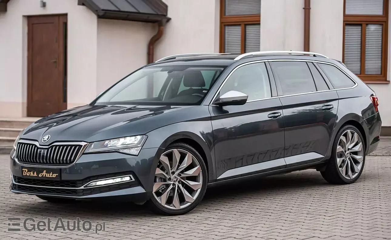 SKODA Superb 2.0 TDI DSG Premium Edition