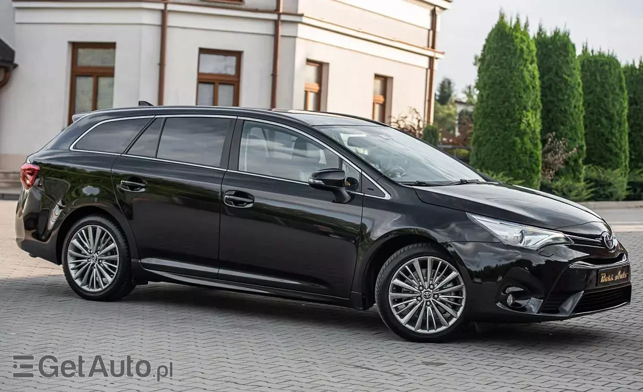 TOYOTA Avensis 2.0 D-4D Premium