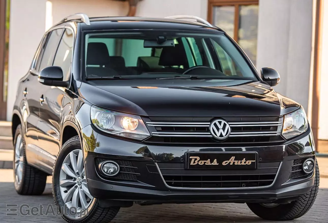 VOLKSWAGEN Tiguan 2.0 TDI DPF BlueMotion Technology Sport & Style