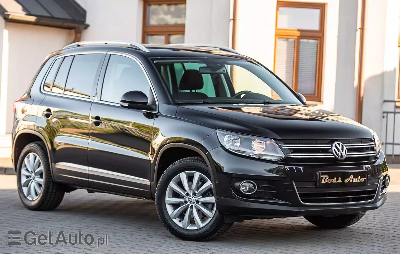 VOLKSWAGEN Tiguan 2.0 TDI DPF BlueMotion Technology Sport & Style