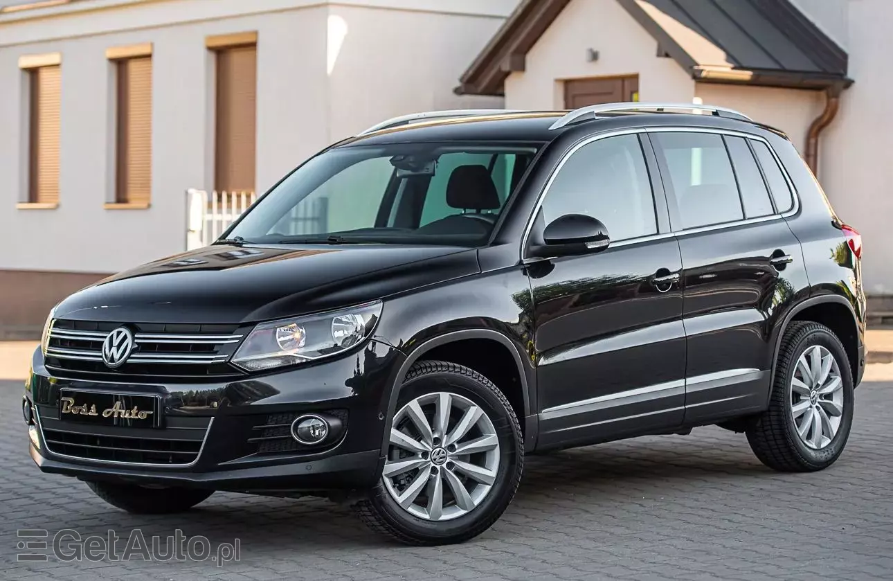 VOLKSWAGEN Tiguan 2.0 TDI DPF BlueMotion Technology Sport & Style