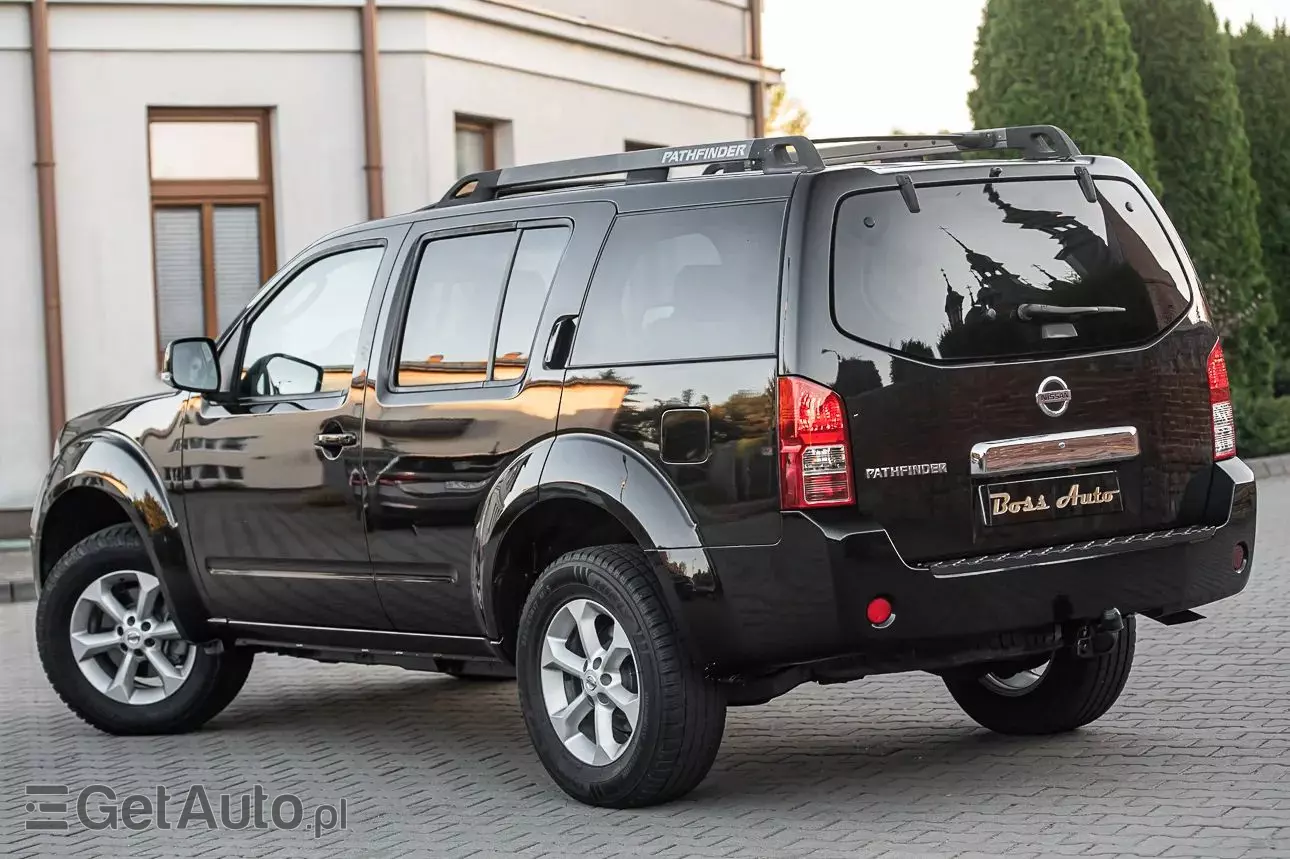 NISSAN Pathfinder 2.5 D Platinum