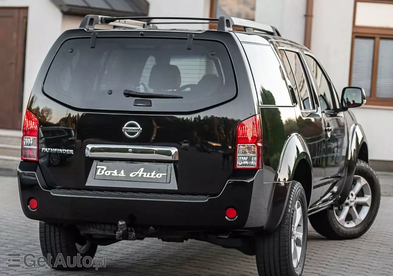 NISSAN Pathfinder 2.5 D Platinum