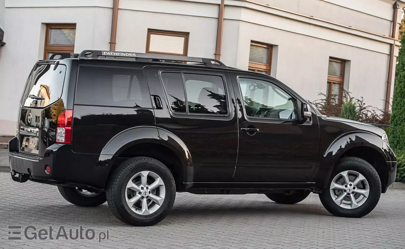 NISSAN Pathfinder 2.5 D Platinum