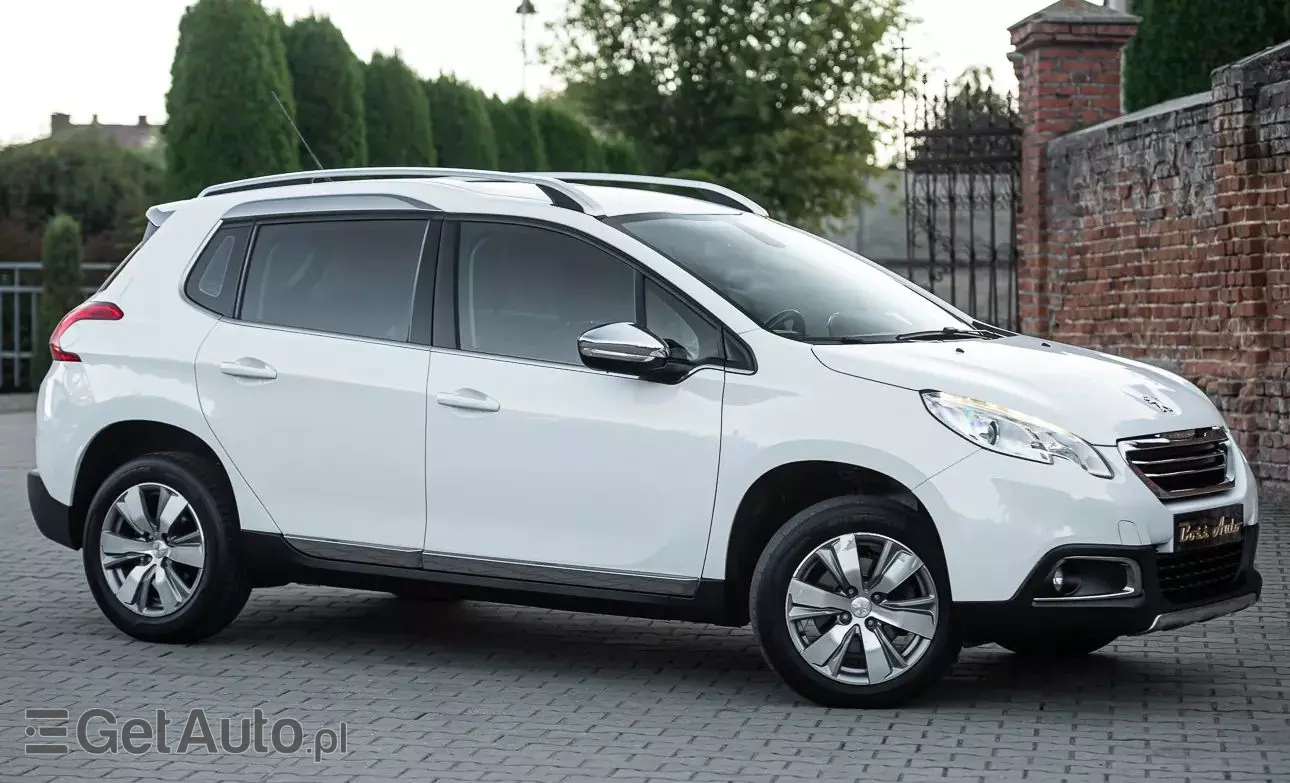 PEUGEOT 2008 1.2 Pure Tech Allure S&S