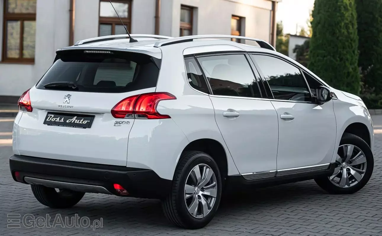 PEUGEOT 2008 1.2 Pure Tech Allure S&S