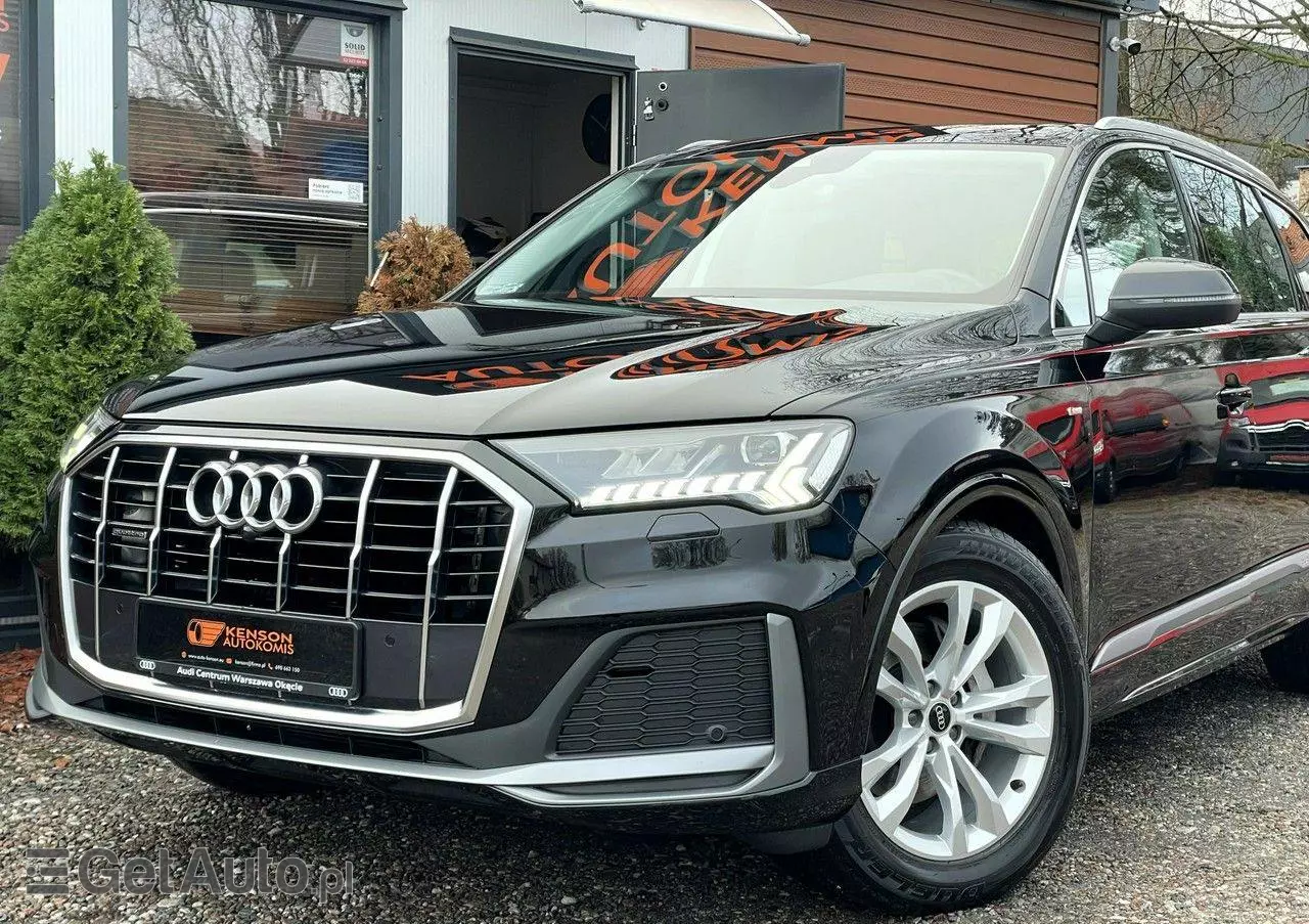 AUDI Q7 