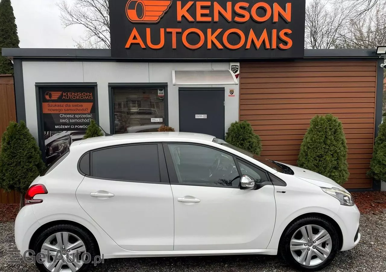 PEUGEOT 208 1.2 PureTech Style