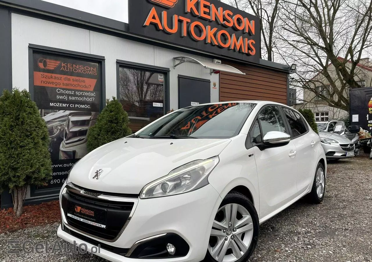 PEUGEOT 208 1.2 PureTech Style