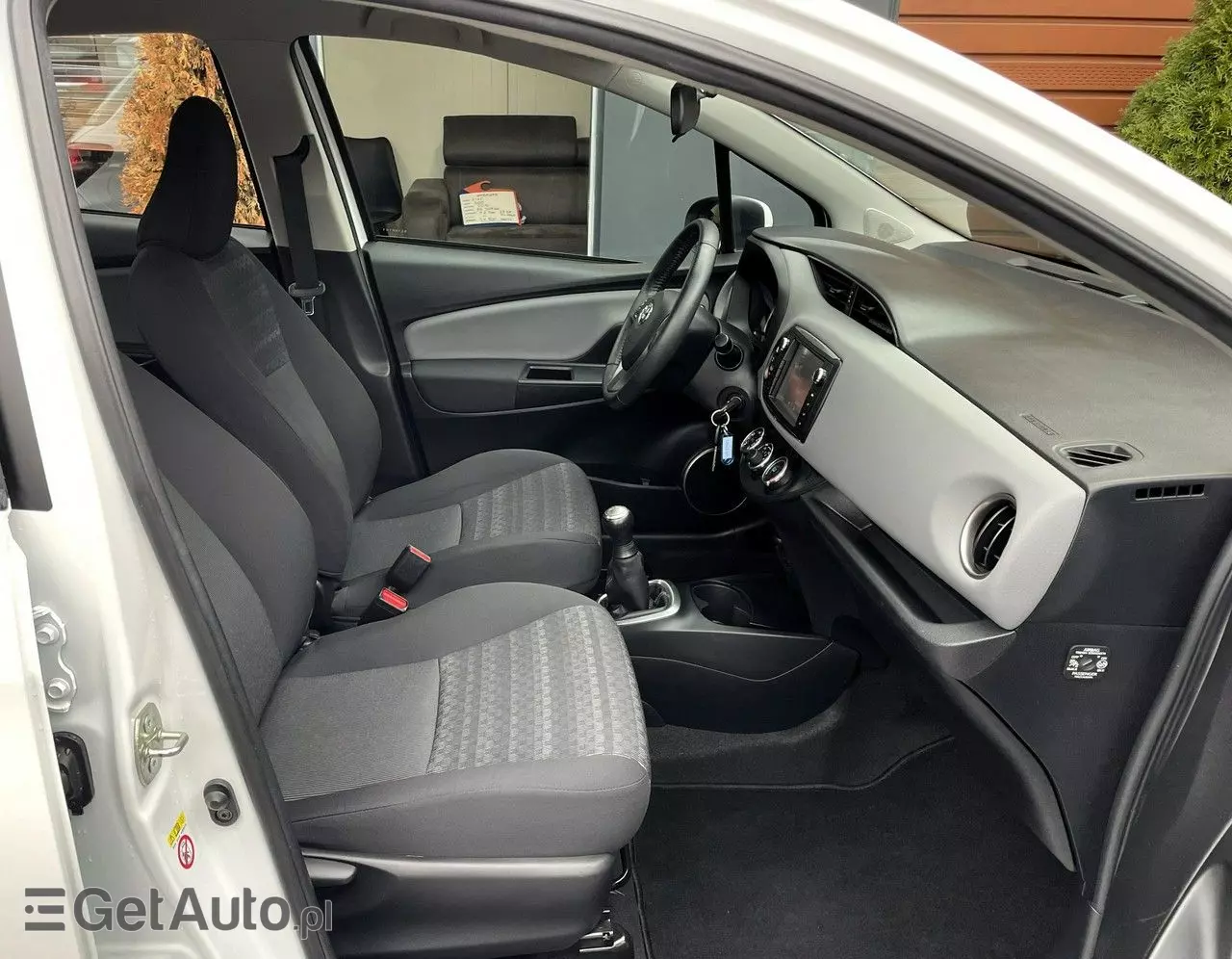 TOYOTA Yaris 1.0 Active EU6