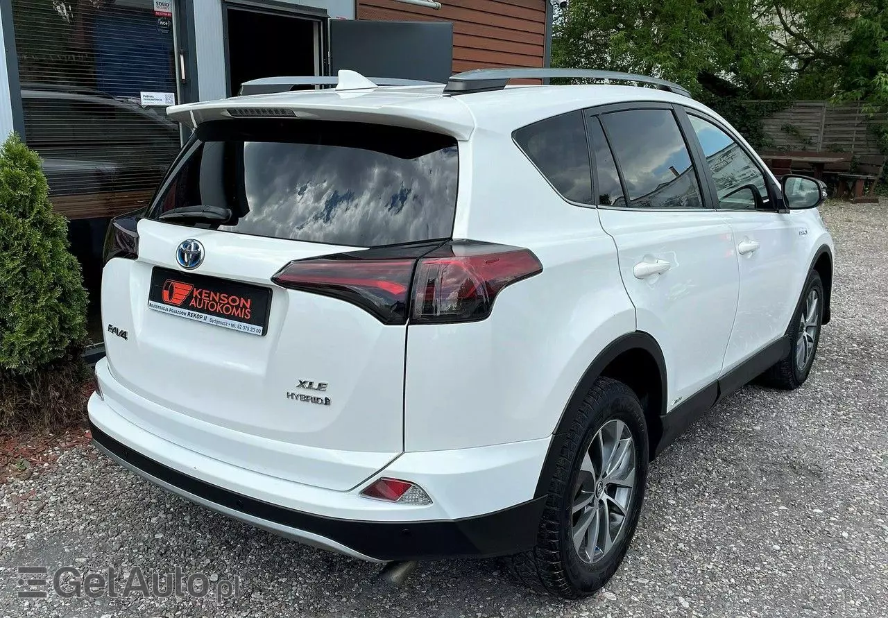 TOYOTA RAV4 