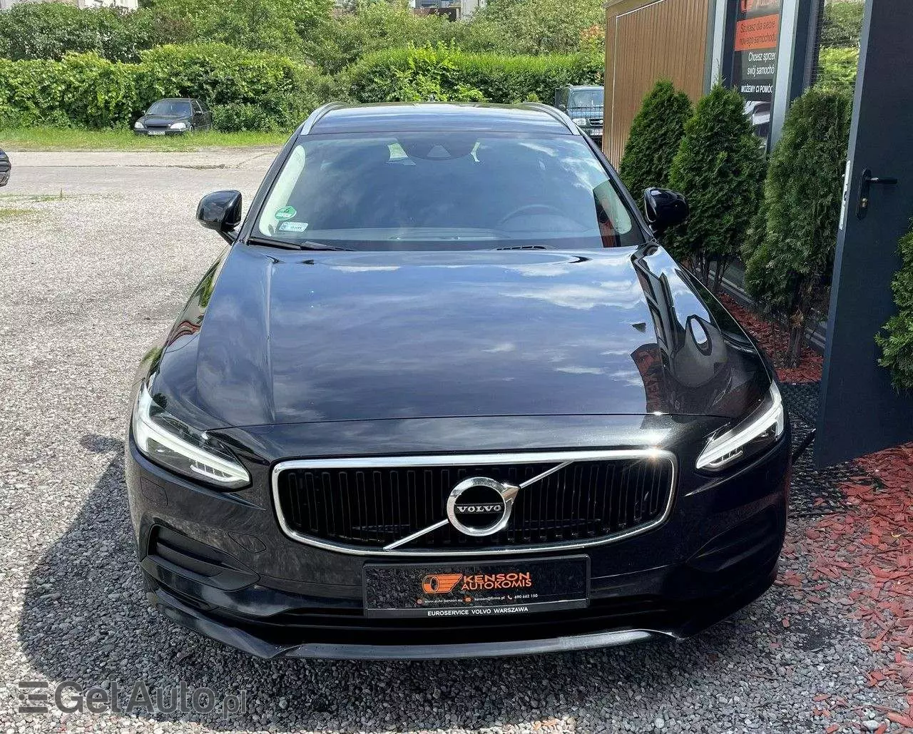 VOLVO V90 D3 AWD Momentum