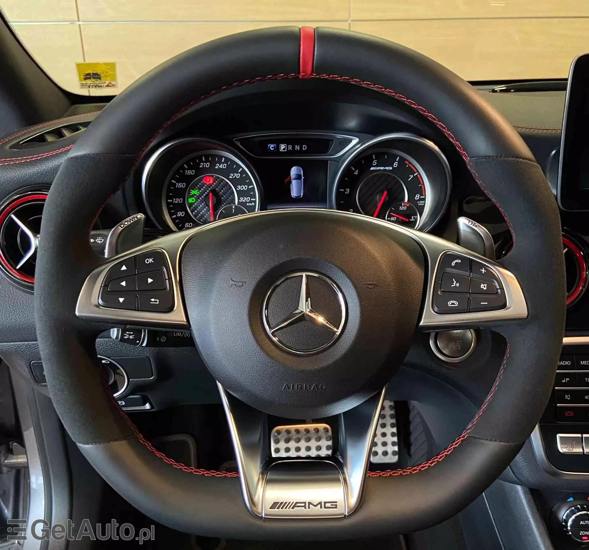 MERCEDES-BENZ CLA AMG 45 4-Matic