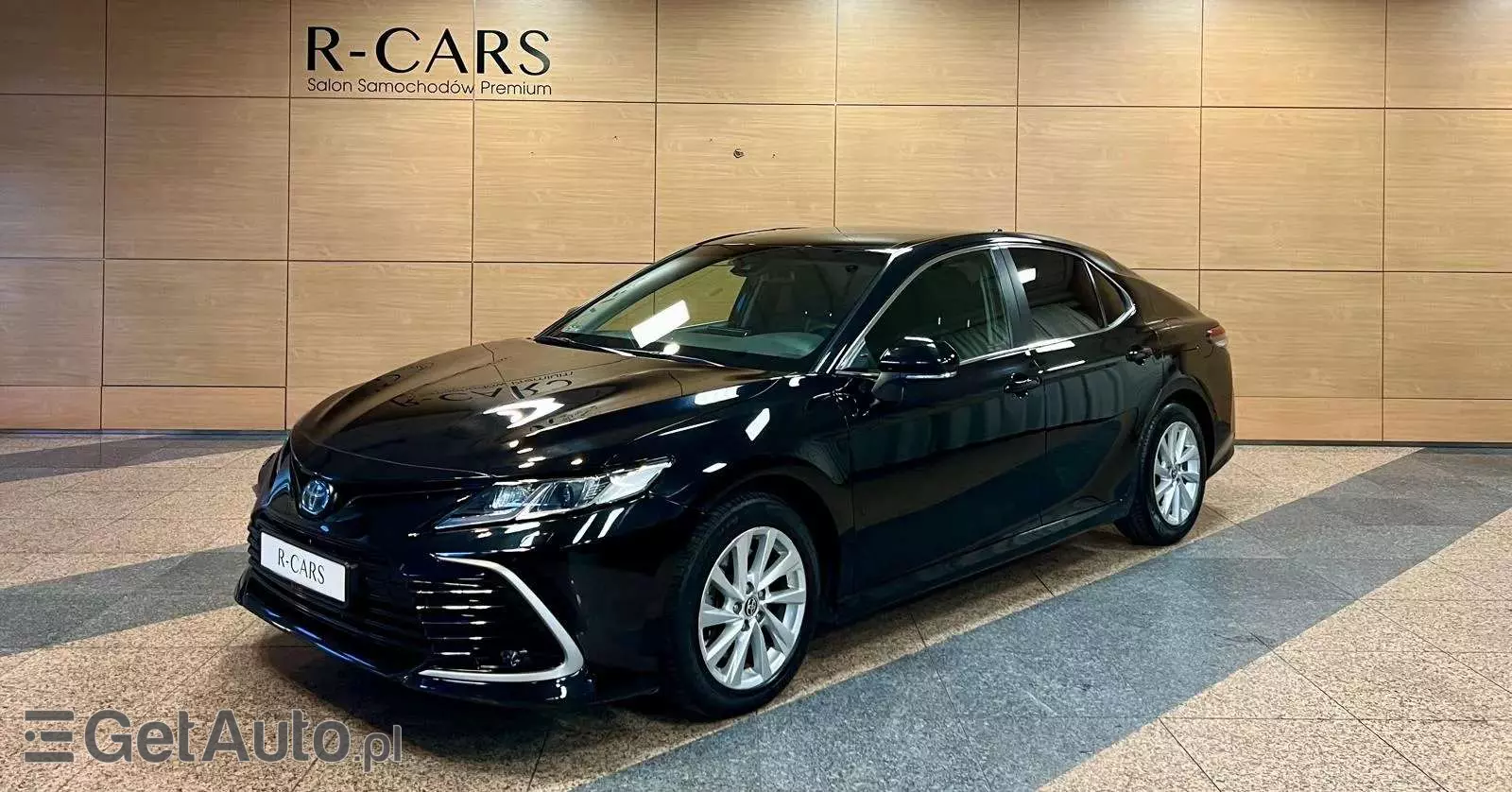 TOYOTA Camry 2.5 Hybrid Comfort CVT