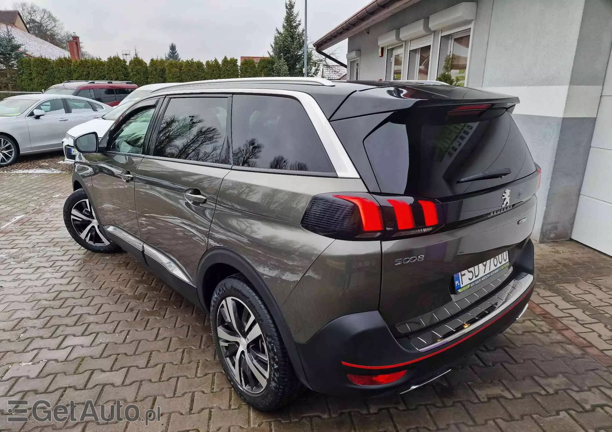 PEUGEOT 5008 1.5 BlueHDi Allure S&S