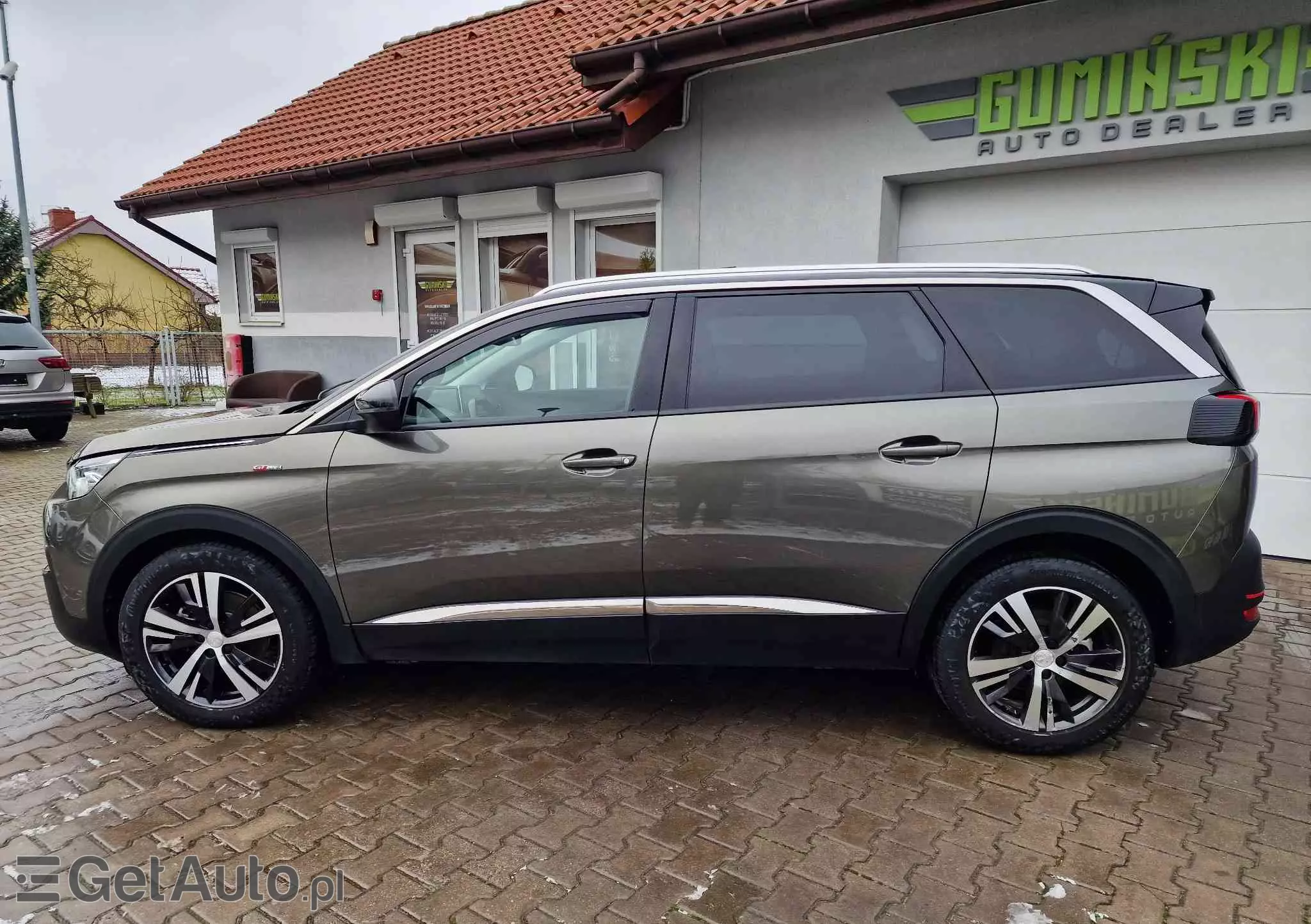 PEUGEOT 5008 1.5 BlueHDi Allure S&S