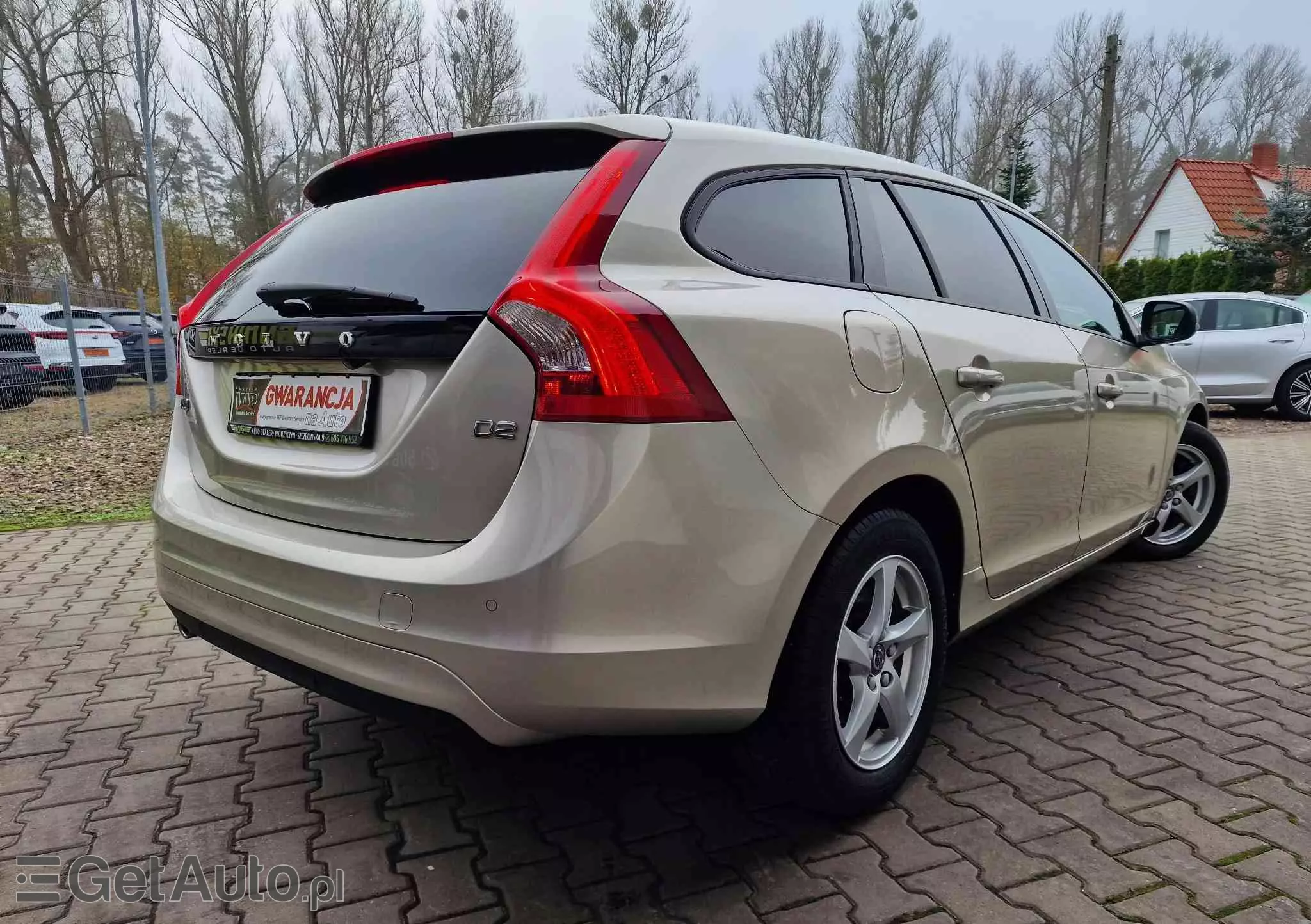 VOLVO V60 D2 Geartronic Momentum