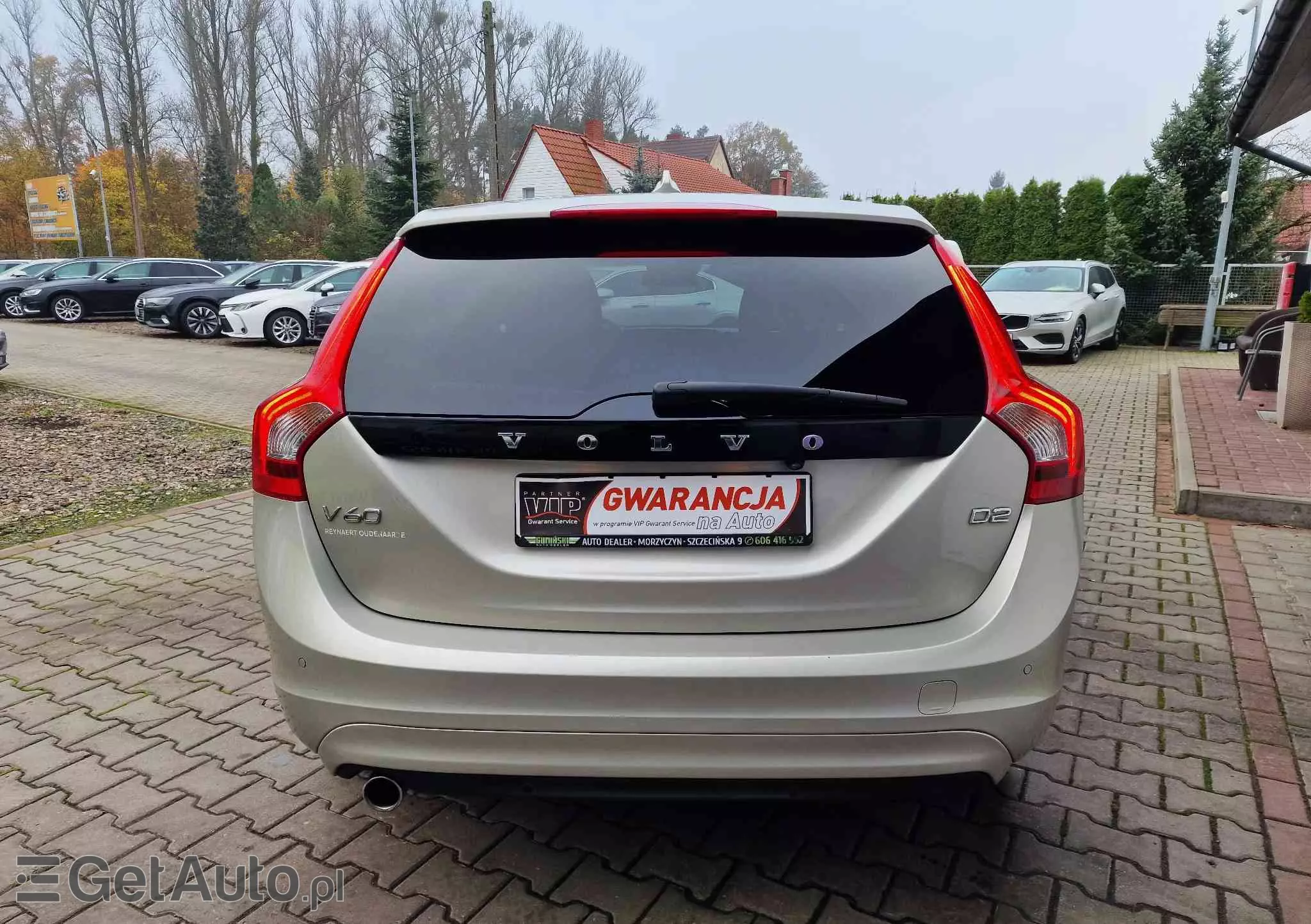 VOLVO V60 D2 Geartronic Momentum