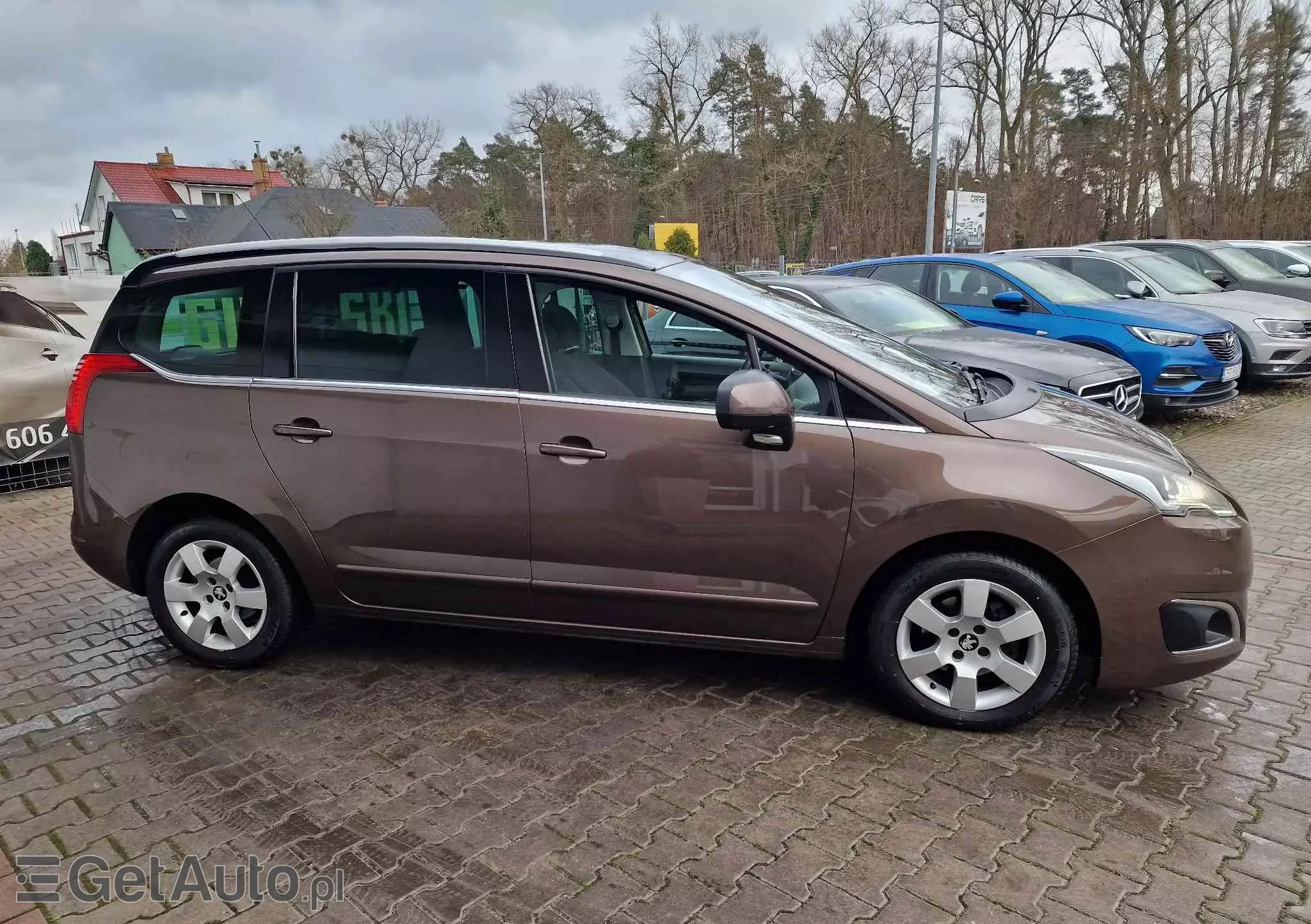 PEUGEOT 5008 E-HDI 115 ETG6 Stop&Start Allure