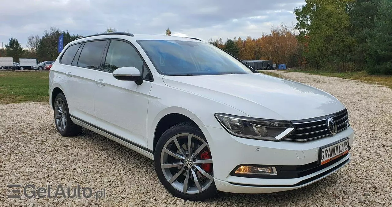 VOLKSWAGEN Passat Variant 2.0 TDI DSG (BlueMotion Technology) Trendline