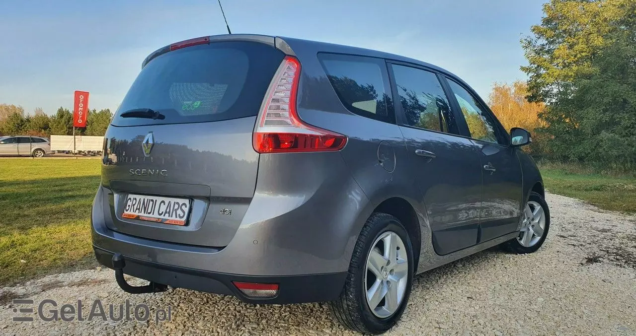 RENAULT Grand Scenic 