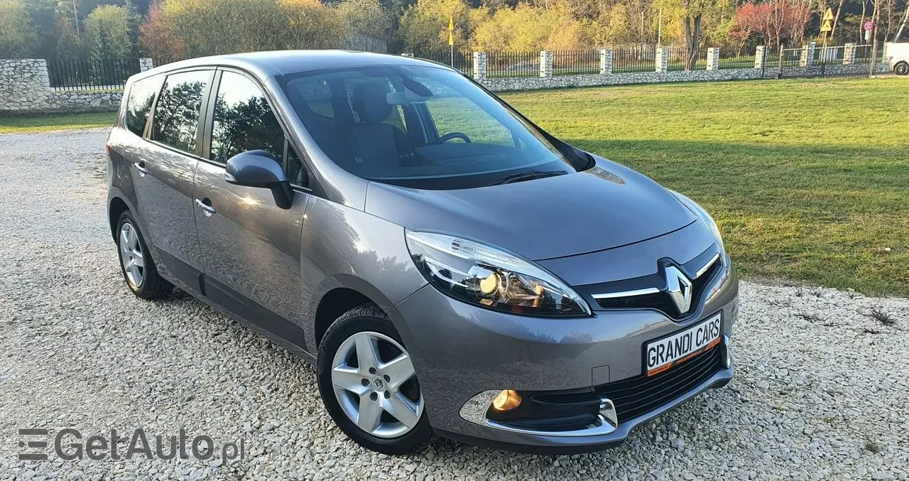 RENAULT Grand Scenic 