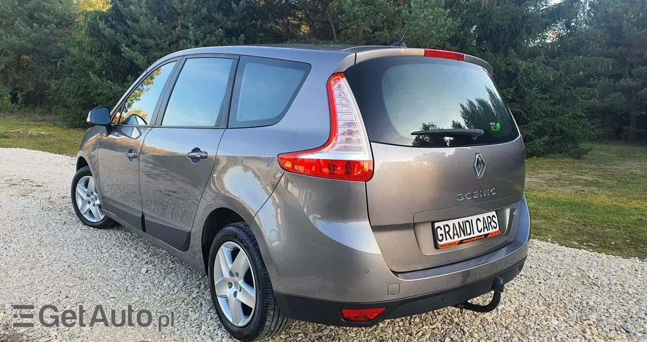 RENAULT Grand Scenic 