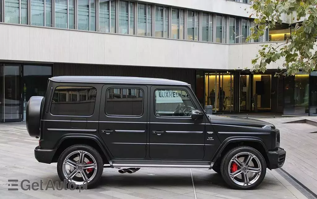 MERCEDES-BENZ Klasa G AMG 63