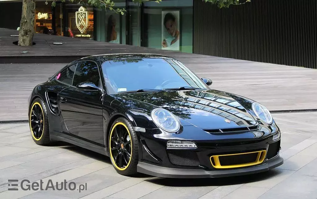 PORSCHE 911 GT2