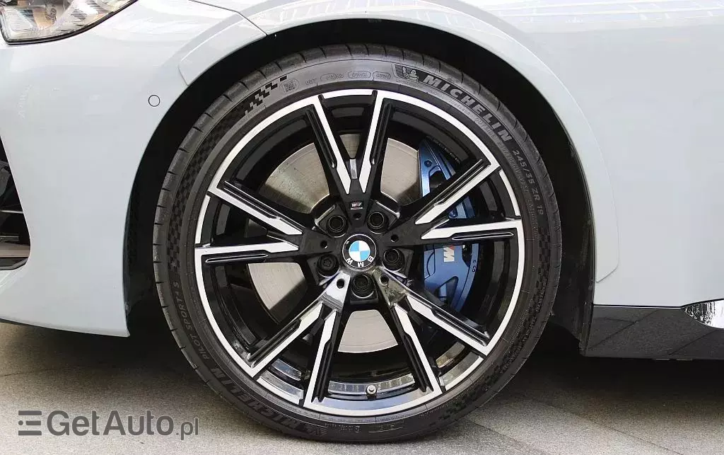 BMW Seria 2 M240i xDrive