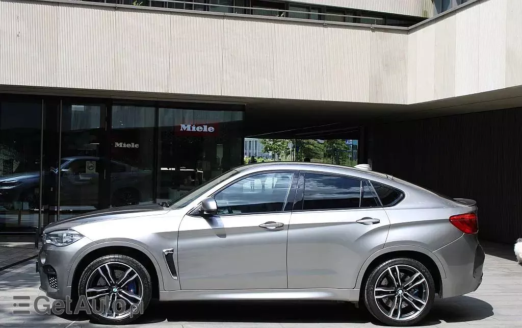 BMW X6M 