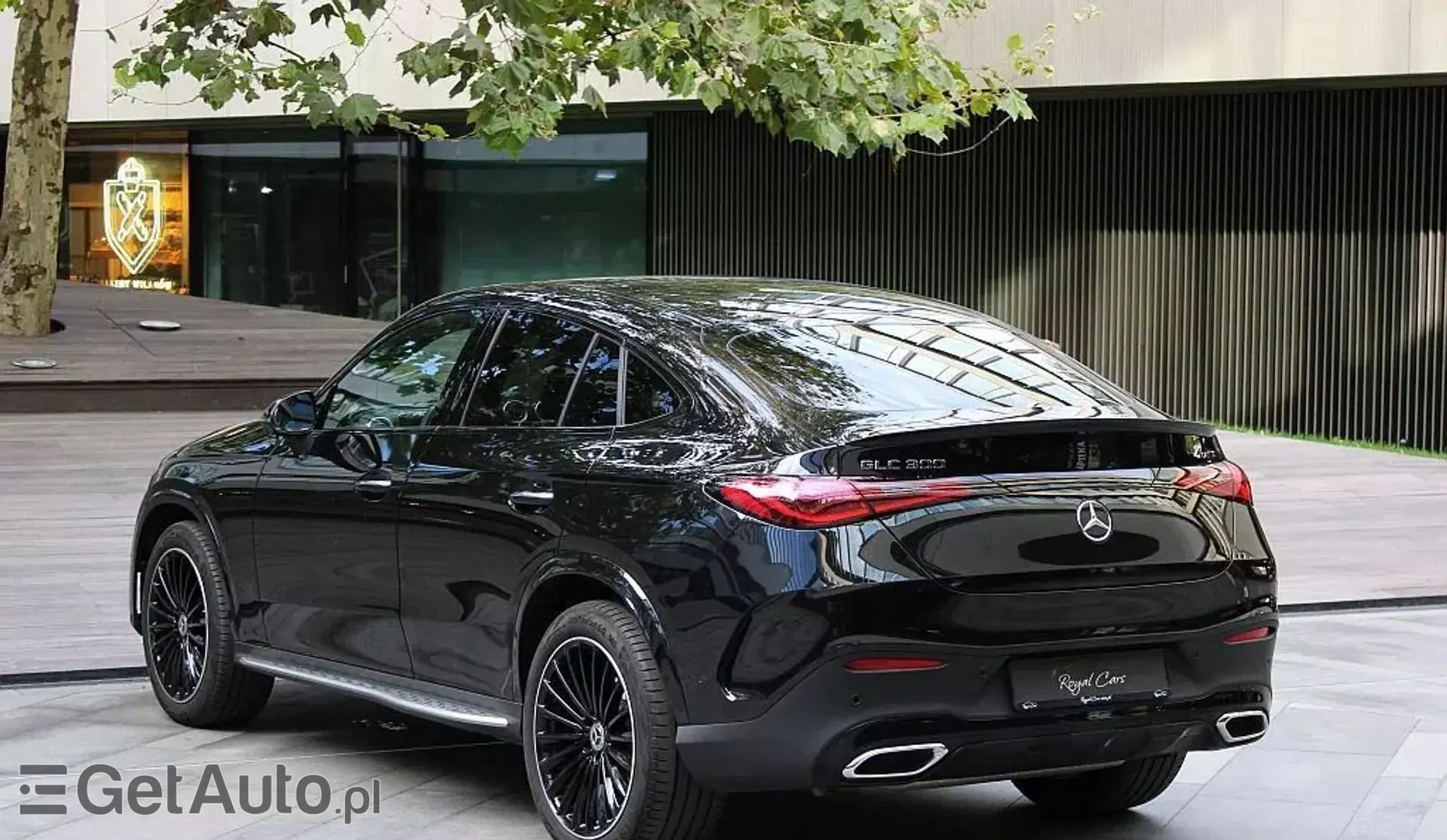 MERCEDES-BENZ GLC 