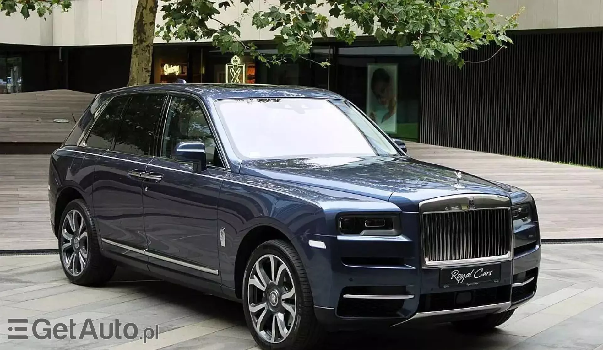 ROLLS-ROYCE Cullinan 