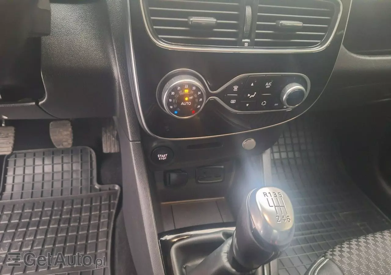 RENAULT Clio ENERGY TCe 120 INTENS