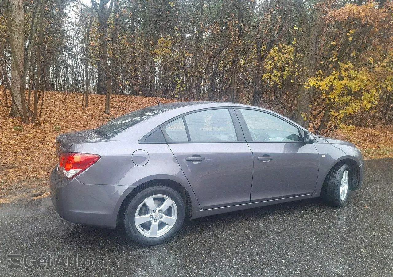 CHEVROLET Cruze 1.6 LS